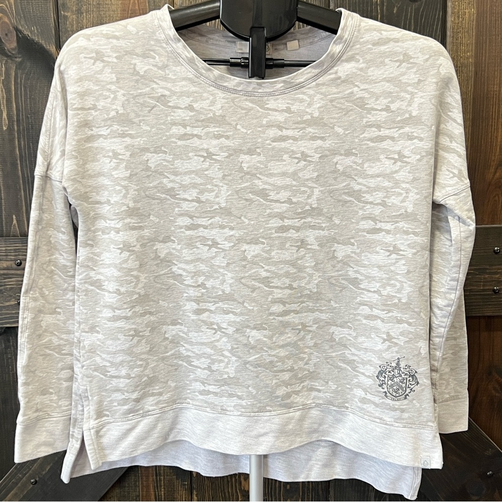 Tasc Performance Riverwalk‎ Sweatshirt S Camo Trump National Golf Grey Casual